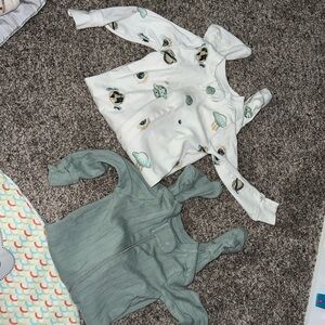 Kids Pajamas Set - White and Green